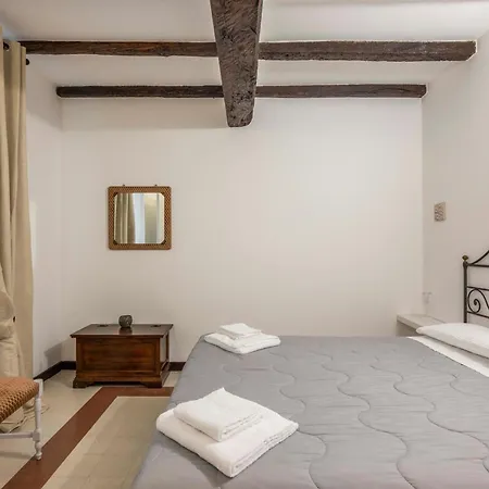 Pietralata, By Short Holidays Apartment *